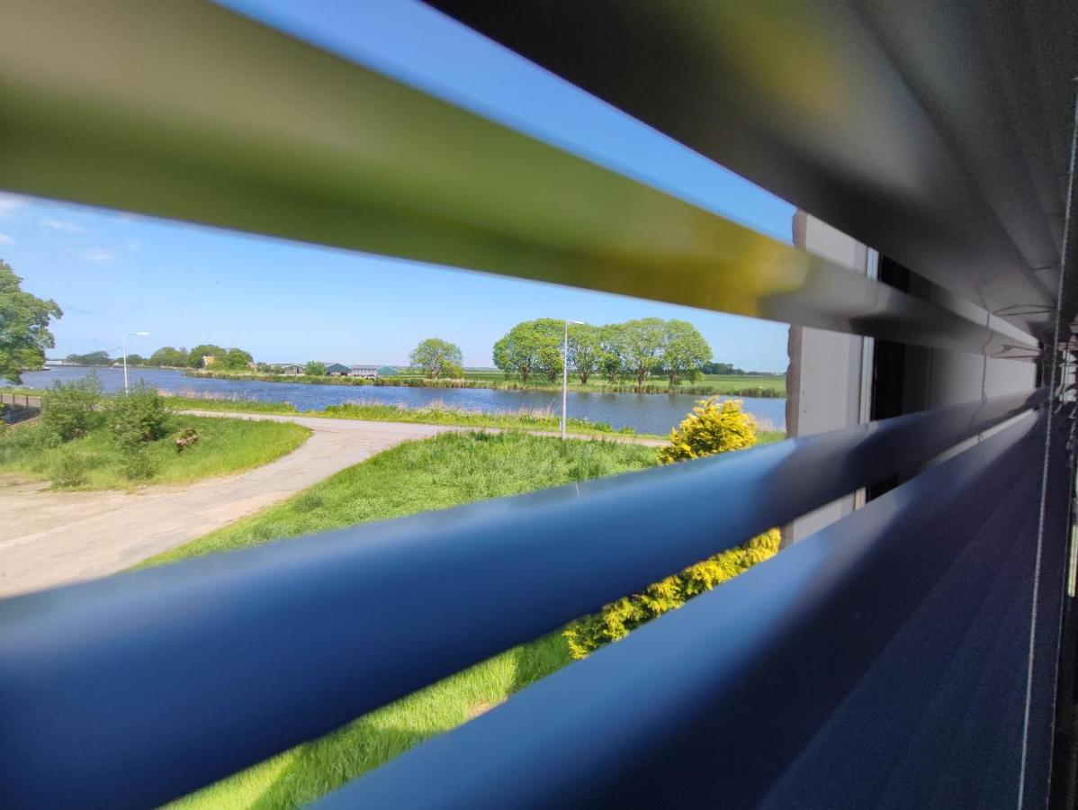 Guesthouse At The Amstel River With 2Br 2Ba And Garden 암스텔벤 외부 사진