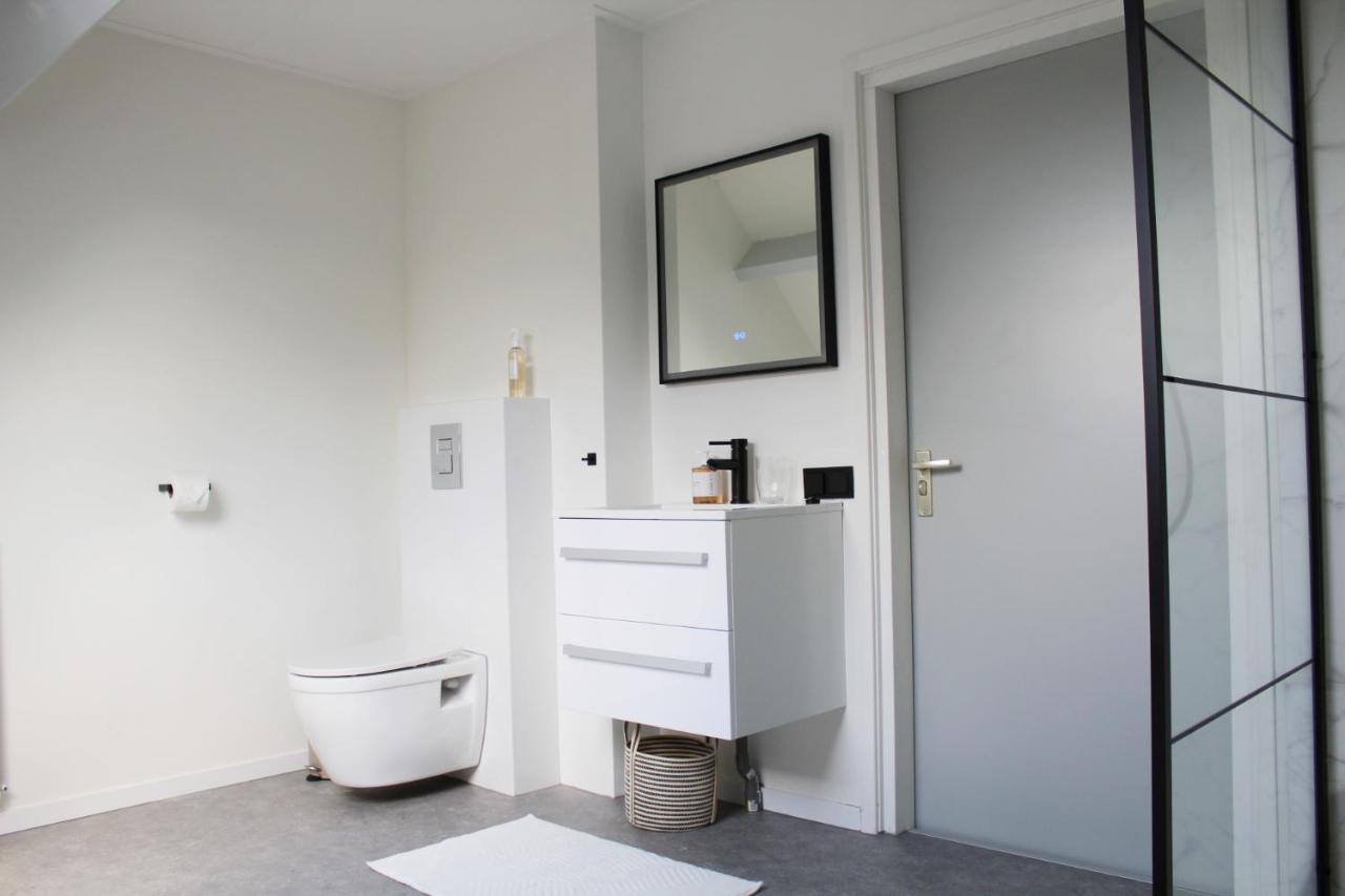 Guesthouse At The Amstel River With 2Br 2Ba And Garden 암스텔벤 외부 사진